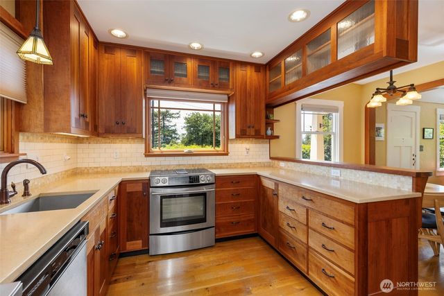 1018 Taft Street, Port Townsend, WA 98368