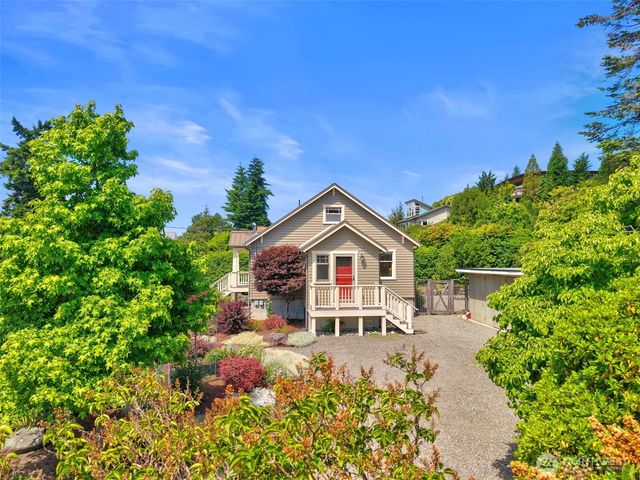 1018 Taft Street, Port Townsend, WA 98368