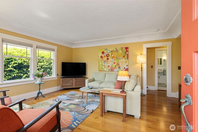 1018 Taft Street, Port Townsend, WA 98368