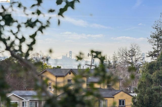 4651 4651 Fair Ave, Oakland, CA 94619