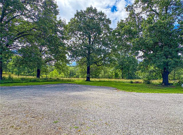 171 Parnell Lane, Flippin, AR 72634