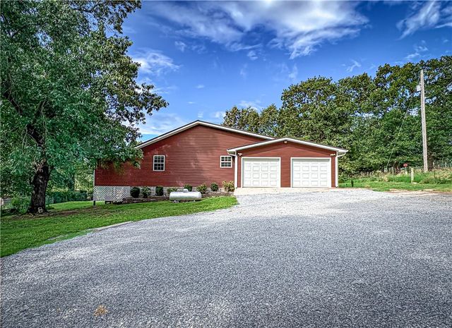 171 Parnell Lane, Flippin, AR 72634