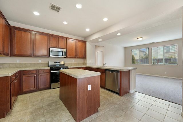 4414 Niobe Cir, Rancho Cordova, CA 95742