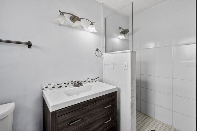 4534 LEMANS DRIVE, Orlando, FL 32808