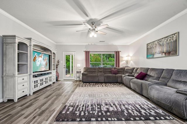 913 Hyde Park DR, Round Rock, TX 78665