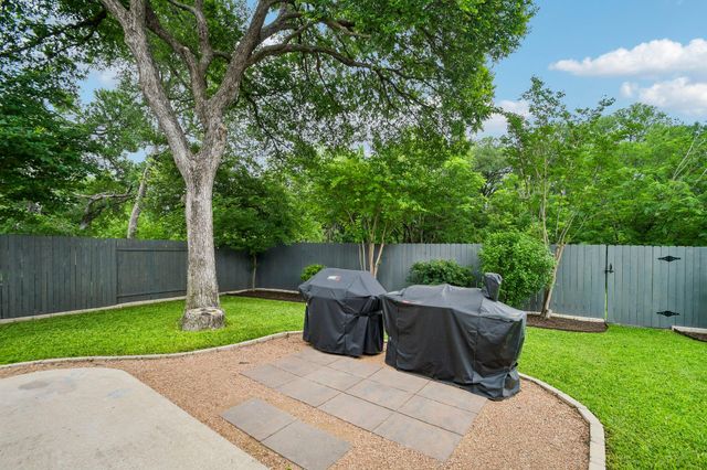 913 Hyde Park DR, Round Rock, TX 78665