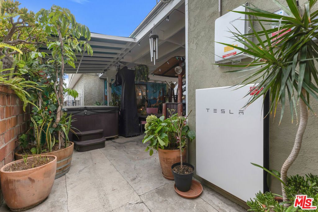 10914 S Osage Avenue, Inglewood, CA 90304 — photo 4