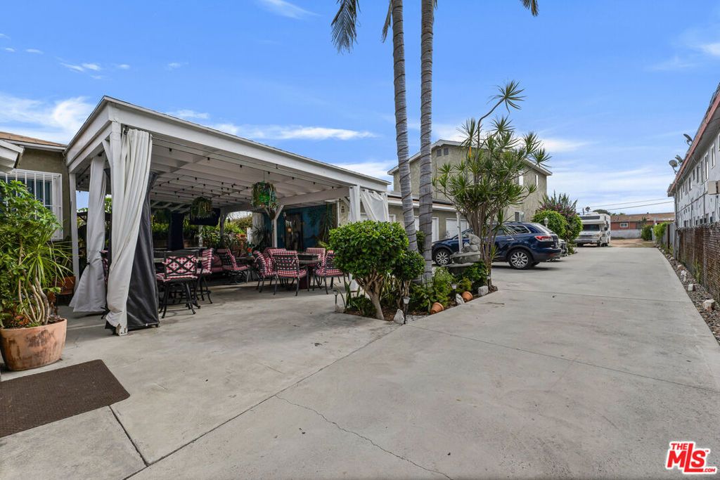 10914 S Osage Avenue, Inglewood, CA 90304 — photo 5