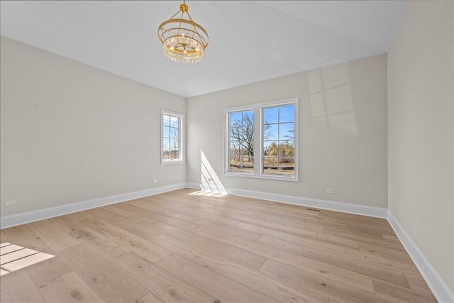 230 Majestic Oak Court, Lake Forest, IL 60045