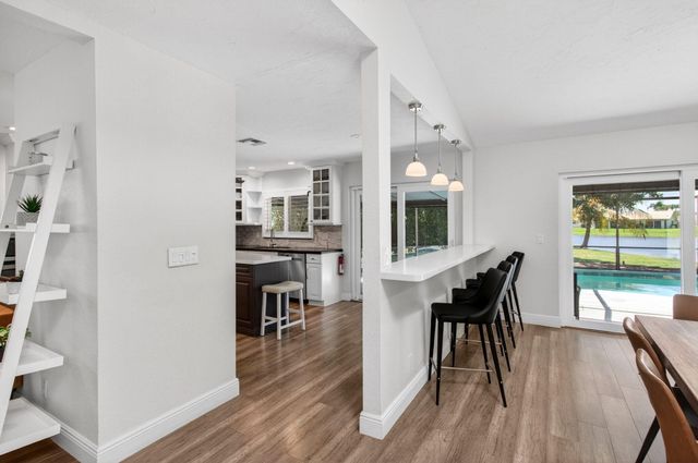 2320 SW 23rd Cranbrook Drive, Boynton Beach, FL 33436