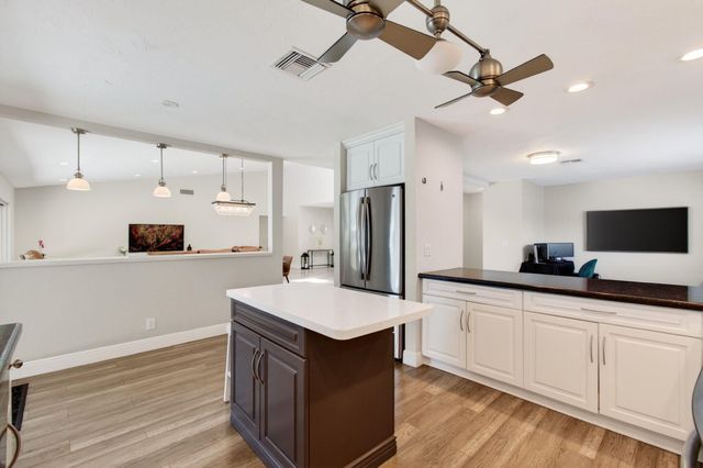 2320 SW 23rd Cranbrook Drive, Boynton Beach, FL 33436