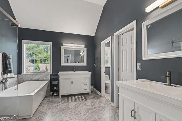 305 Belgrave Court SW, Atlanta, GA 30331