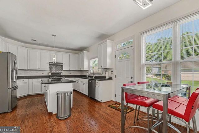 305 Belgrave Court SW, Atlanta, GA 30331