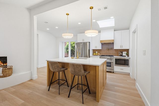 7220 Canongate Drive, Dallas, TX 75248