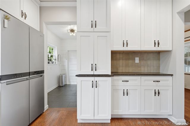 4710 E 8th Street, Tulsa, OK 74112