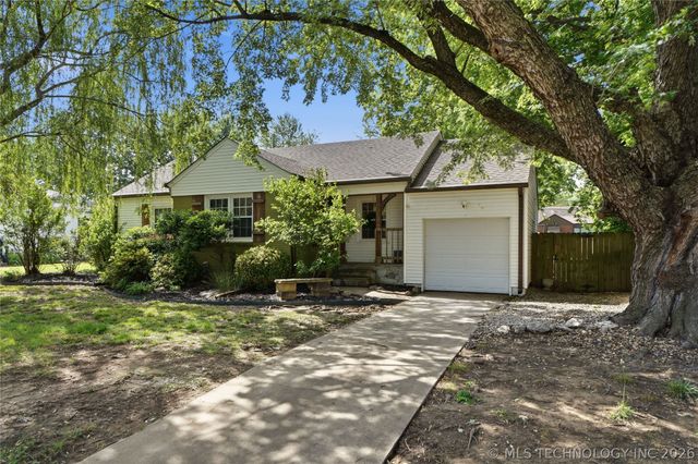 4710 E 8th Street, Tulsa, OK 74112