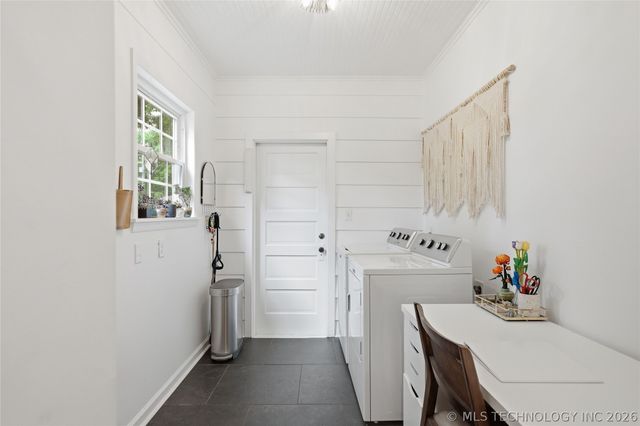 4710 E 8th Street, Tulsa, OK 74112