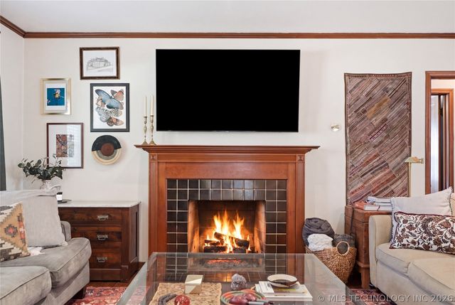 4710 E 8th Street, Tulsa, OK 74112