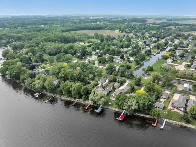 KILLDEER LANE, Oshkosh, WI 54901