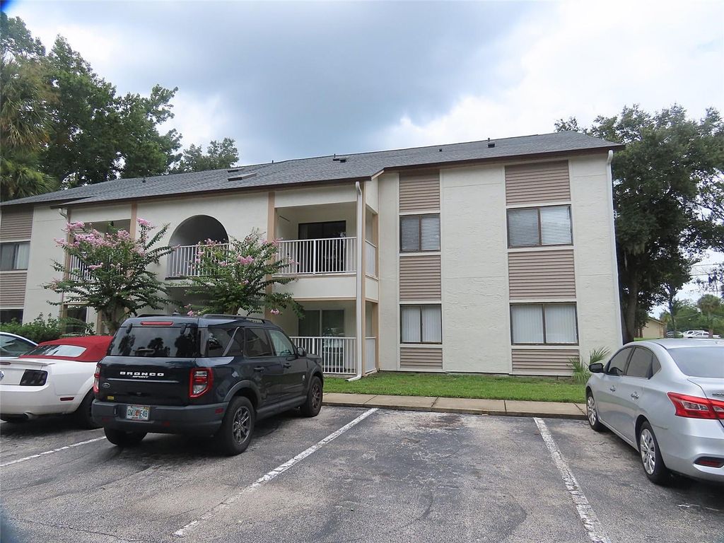 Image 19 of property listing at 3108 OAK TRAIL RUN 3108, Port Orange, FL 32127