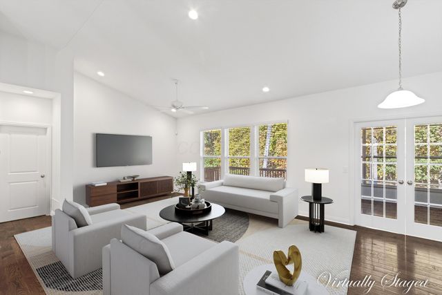 6195 Saunders Way, Westerville, OH 43081