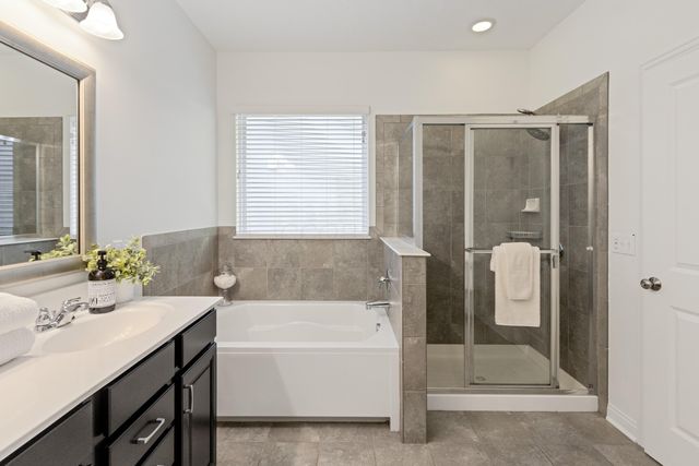 6195 Saunders Way, Westerville, OH 43081