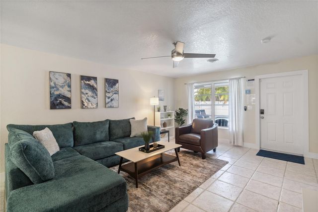 1518-1520 NE 51st Street, Fort Lauderdale, FL 33334