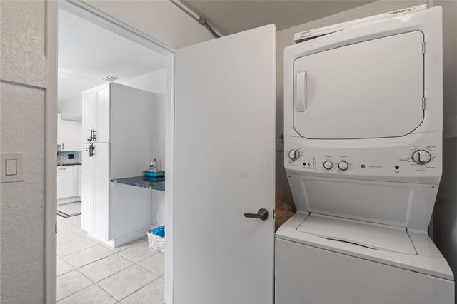 1518-1520 NE 51st Street, Fort Lauderdale, FL 33334