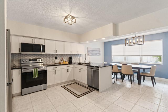 1518-1520 NE 51st Street, Fort Lauderdale, FL 33334