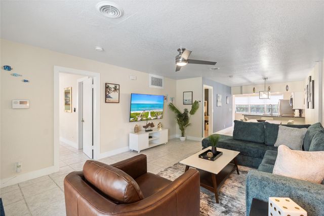 1518-1520 NE 51st Street, Fort Lauderdale, FL 33334