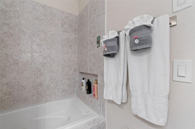 1518-1520 NE 51st Street, Fort Lauderdale, FL 33334