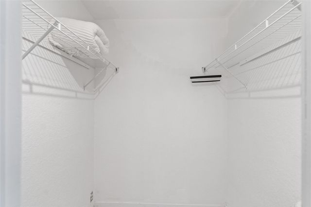 1518-1520 NE 51st Street, Fort Lauderdale, FL 33334