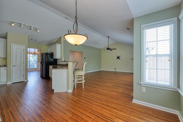 831 Vandenburg Drive, Boiling Springs, SC 29316