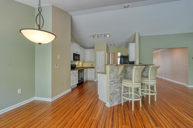 831 Vandenburg Drive, Boiling Springs, SC 29316