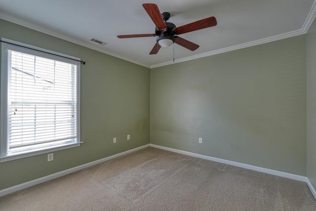 831 Vandenburg Drive, Boiling Springs, SC 29316