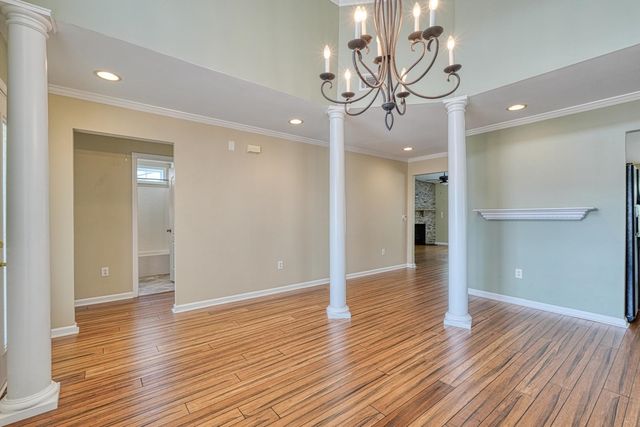 831 Vandenburg Drive, Boiling Springs, SC 29316