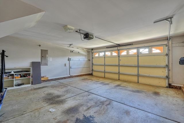 831 Vandenburg Drive, Boiling Springs, SC 29316