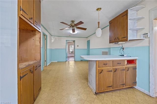 4027 Old Lexington Road, Asheboro, NC 27205