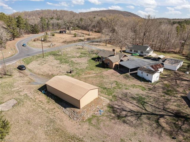 4027 Old Lexington Road, Asheboro, NC 27205