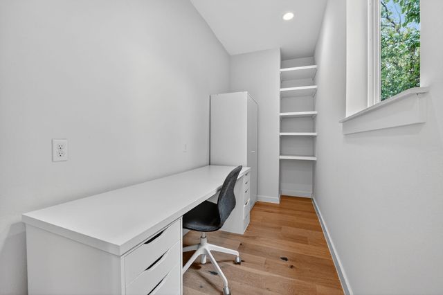 2301 Bluebonnet LN 5, Austin, TX 78704