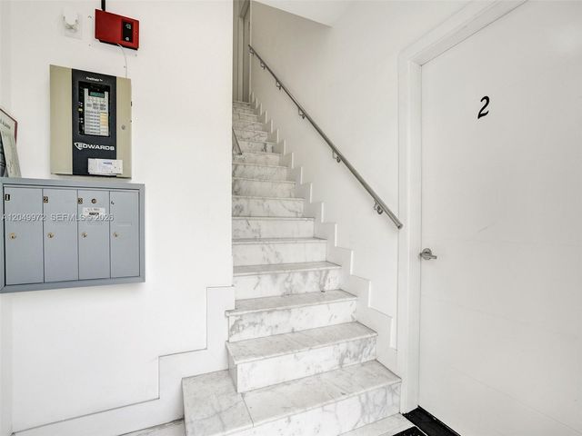 1901 S Le Jeune Road 3, Coral Gables, FL 33134