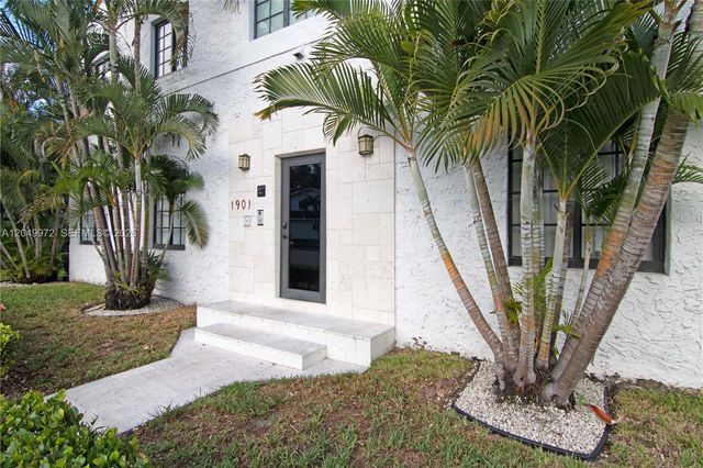 1901 S Le Jeune Road 3, Coral Gables, FL 33134