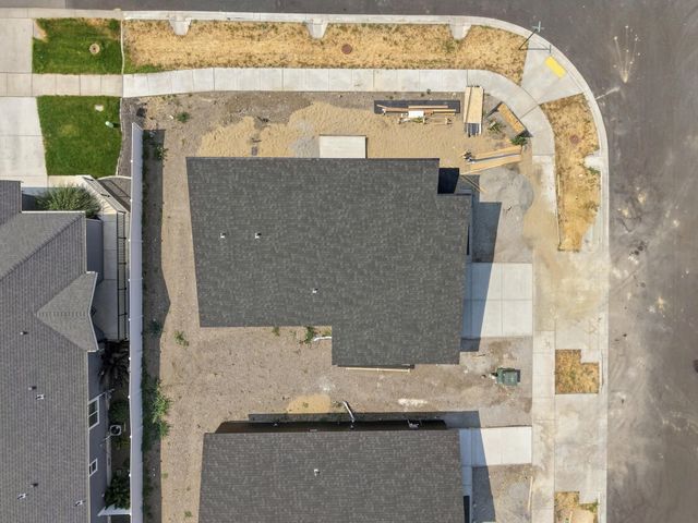 17422 E Maxwell Ave, Greenacres, WA 99016