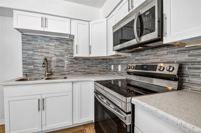 13440 1ST STREET E, Madeira Beach, FL 33708