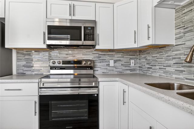 13440 1ST STREET E, Madeira Beach, FL 33708