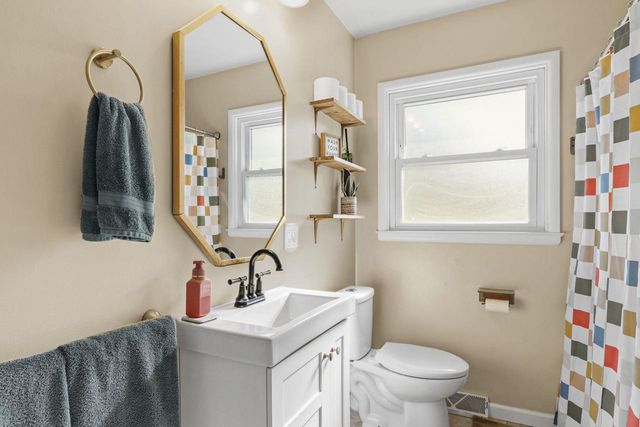 518 Hilton Drive, Madison, WI 53711