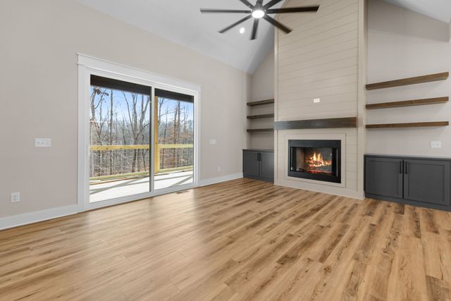 53 Jordan Dr, Estill Springs, TN 37330