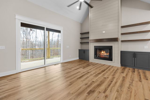 53 Jordan Dr, Estill Springs, TN 37330