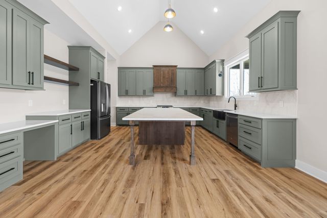 53 Jordan Dr, Estill Springs, TN 37330