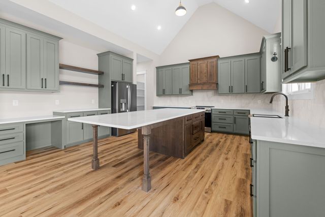 53 Jordan Dr, Estill Springs, TN 37330